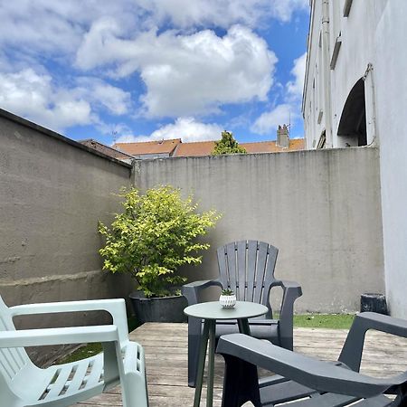 Ferienwohnung L'Aristide Calais Exterior foto